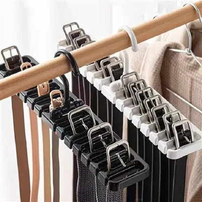 Gantungan Sabuk Plastik