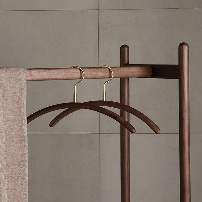 Gantungan Hotel Kayu Antik